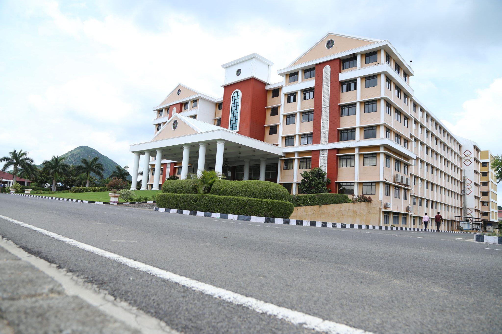 Lecture Hall Complex