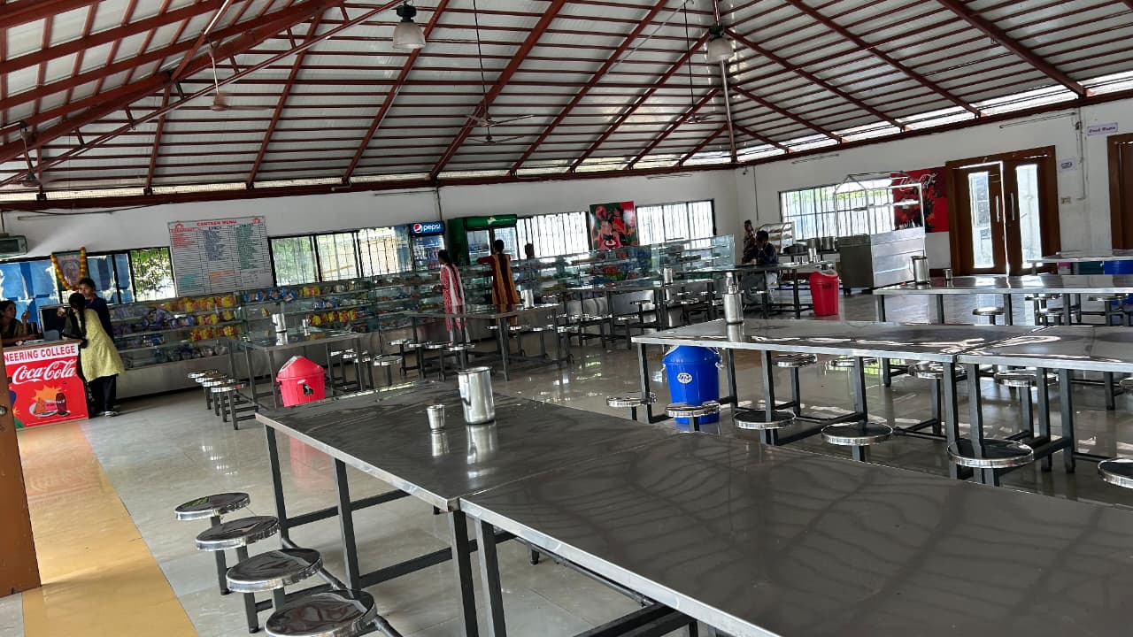 Canteen Seating
