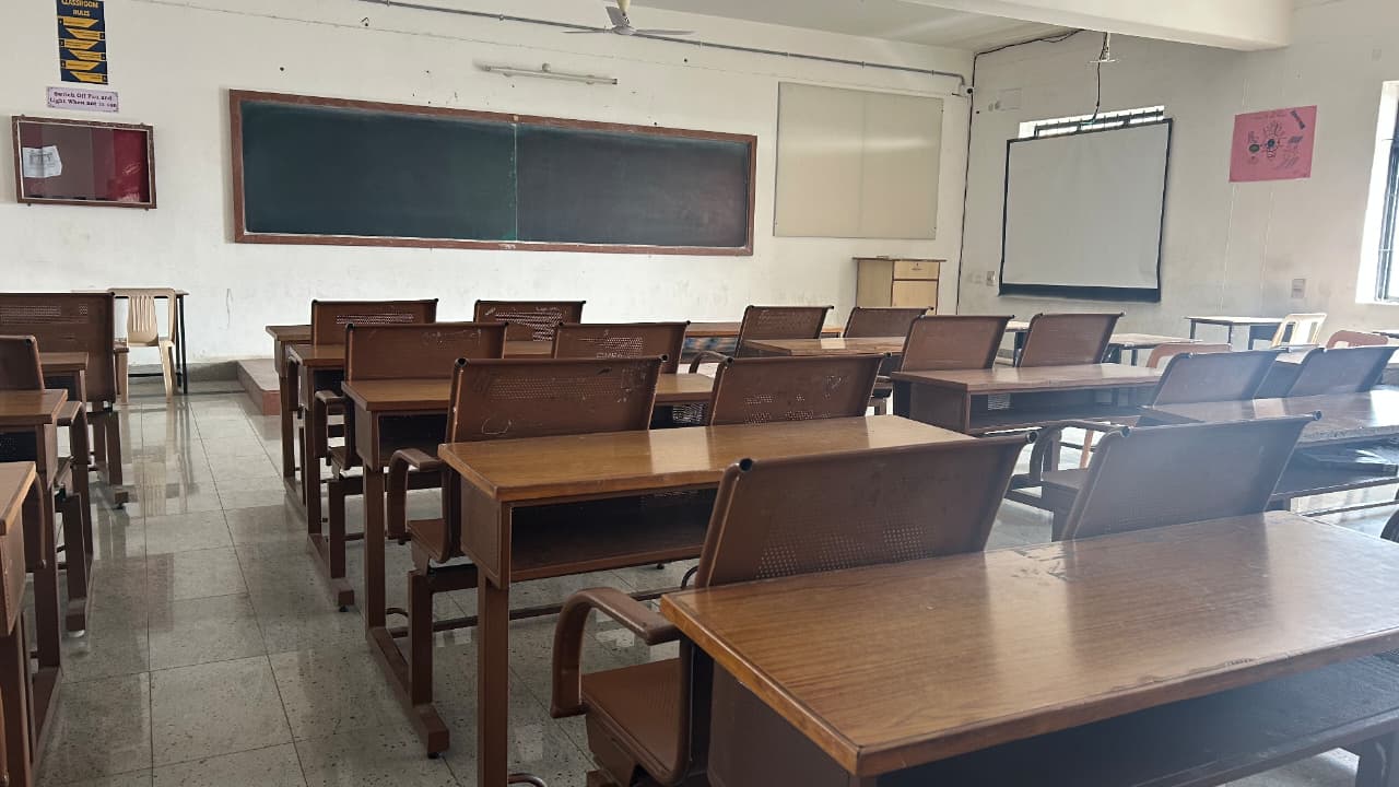 Smart Classroom 9