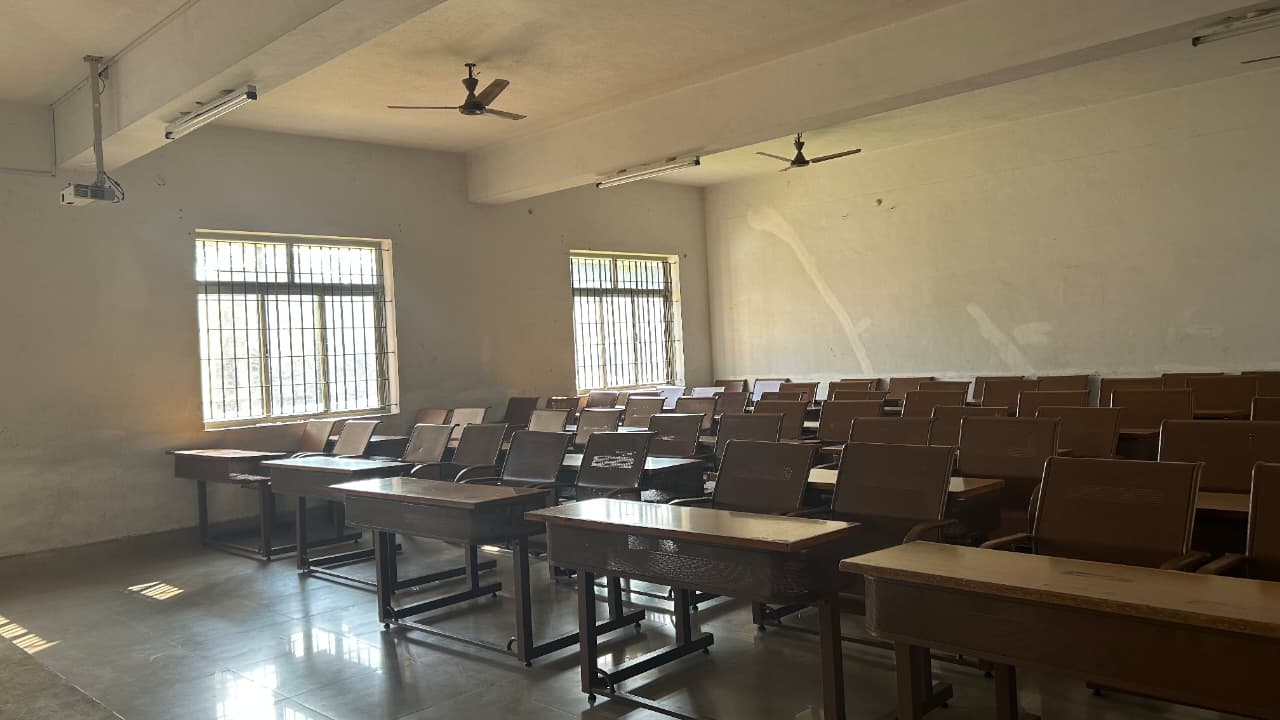 Smart Classroom 10
